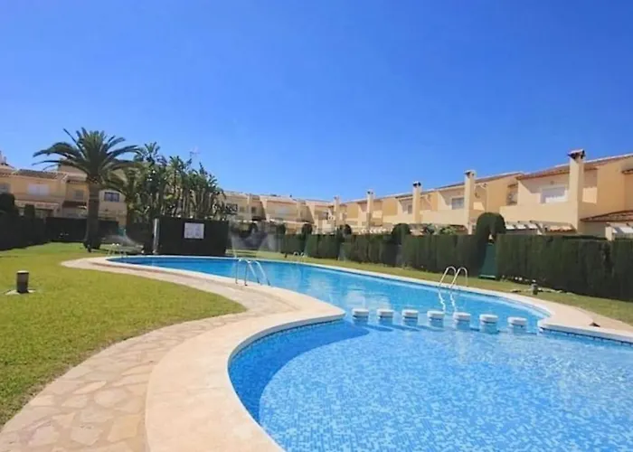 Atico El Datiler 아파트 데니아